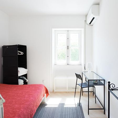 Porto Studios Luaran gambar