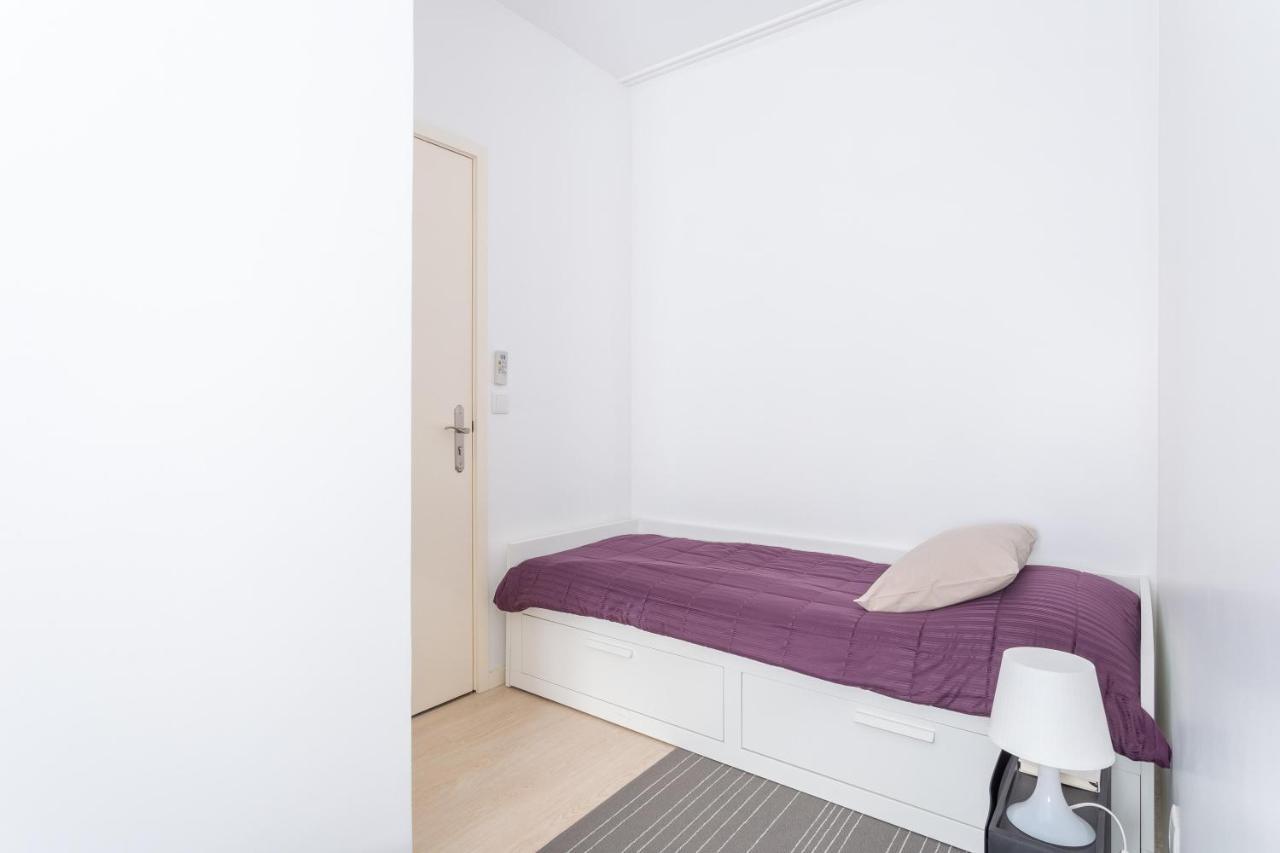 Porto Studios Luaran gambar