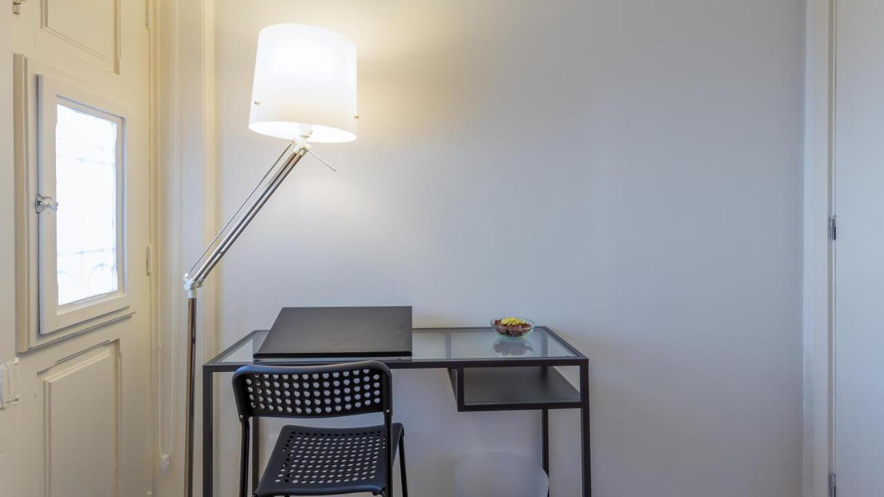 Porto Studios Luaran gambar