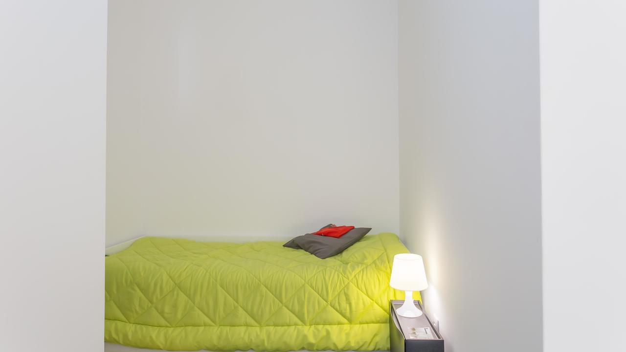 Porto Studios Luaran gambar