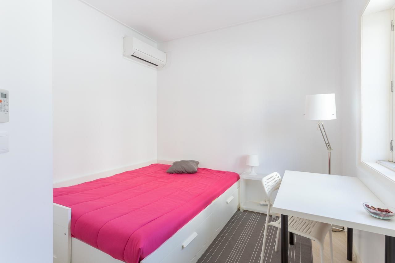 Porto Studios Luaran gambar