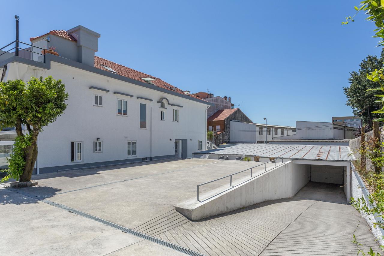 Porto Studios Luaran gambar